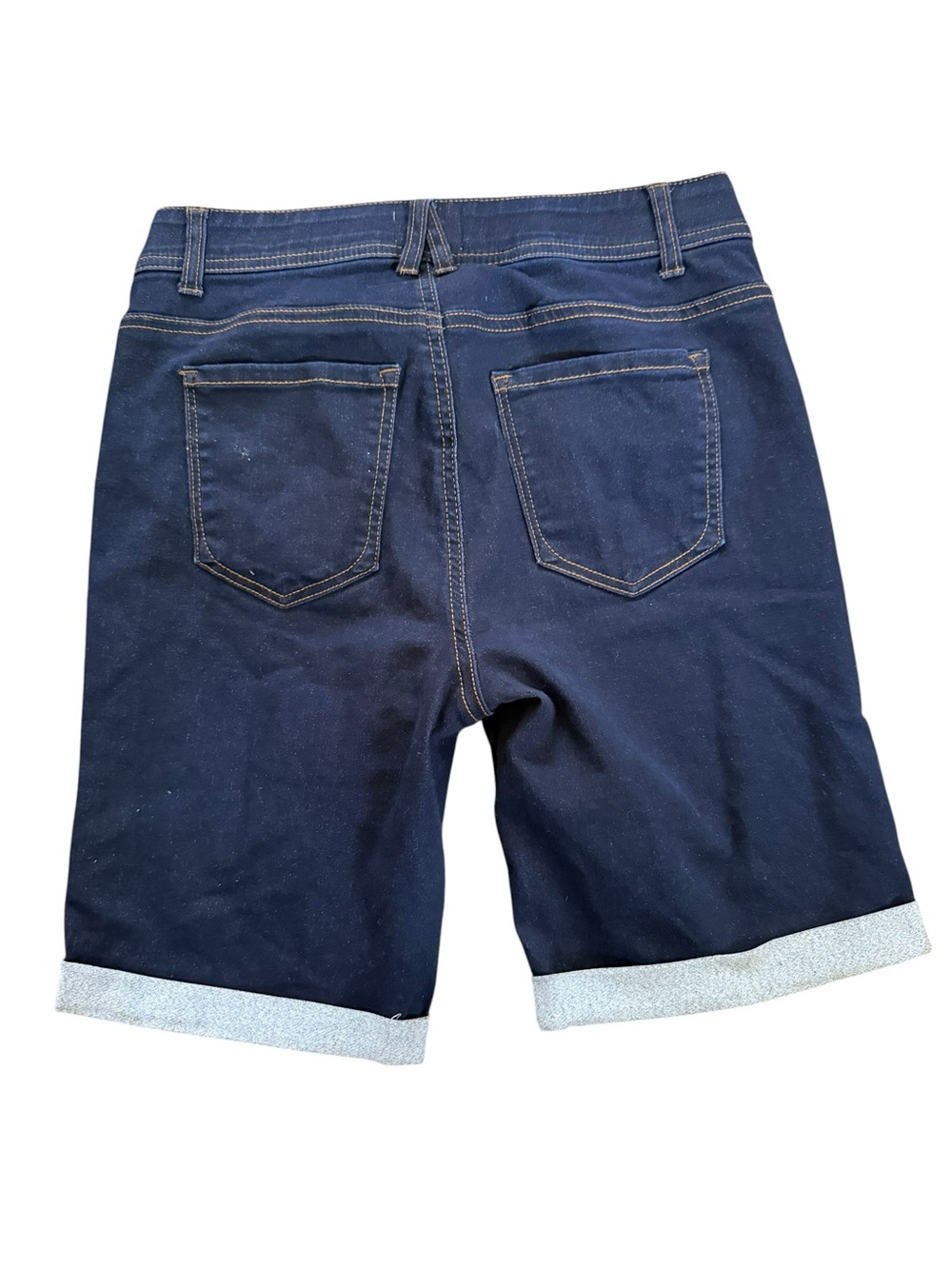 Womens Angels Forever Young Roll-Cuff Denim Bermuda Shorts EUC Size 8/29 - Picture 4 of 9